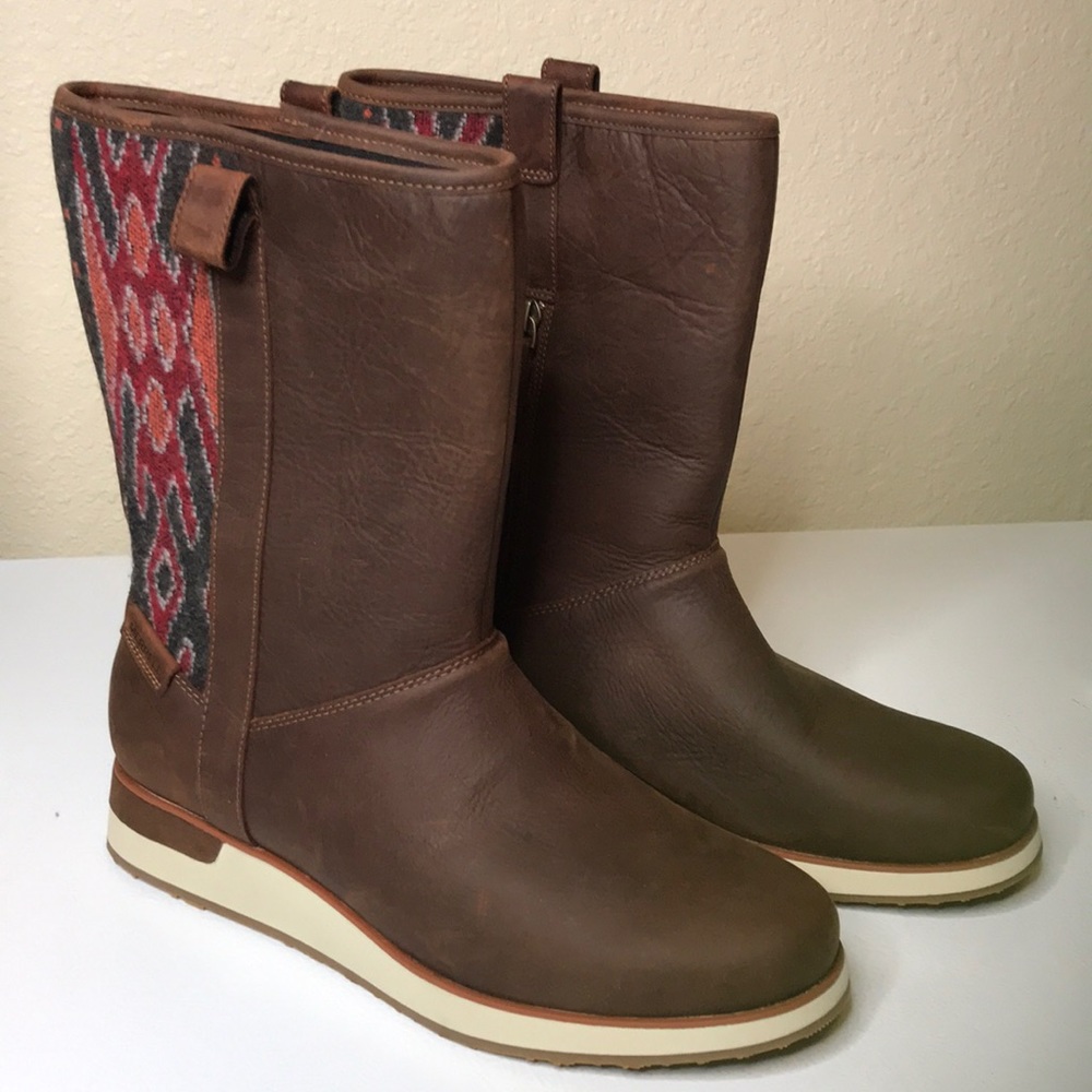 Merrell Roam Pull On Waterproof Boot. New Without Tags. Size 11.